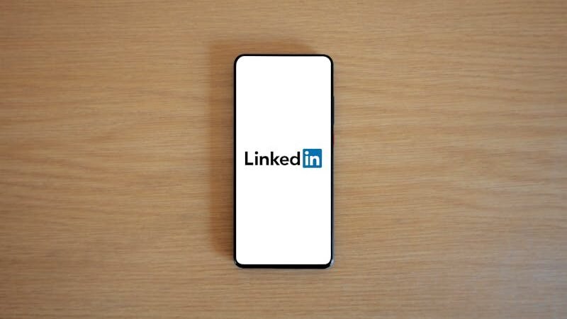 Automatização de LinkedIn: o que mudou nas regras e como se adaptar em 2025